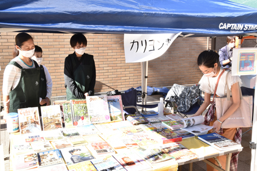 カリヨン書店のコーナー