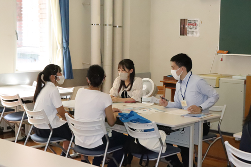 食品栄養科学部のオープンキャンパスの様子