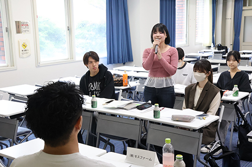 顔合わせの様子